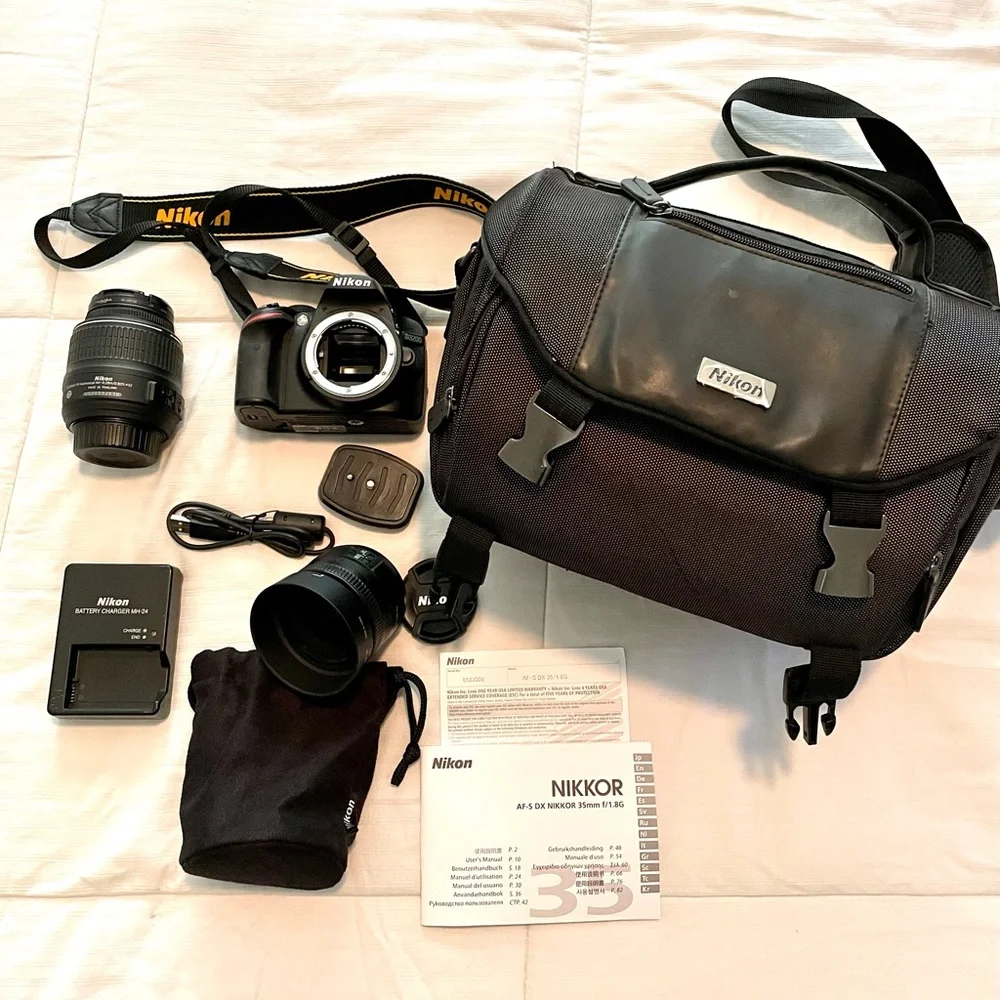 Nikon DSLR Camera & Accessories